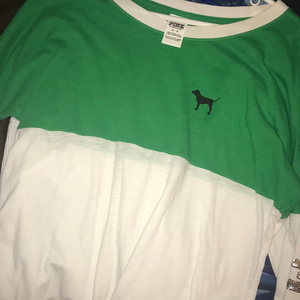 green vs long sleeve